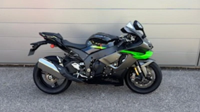 ZX10R