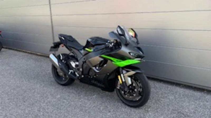 ZX10R