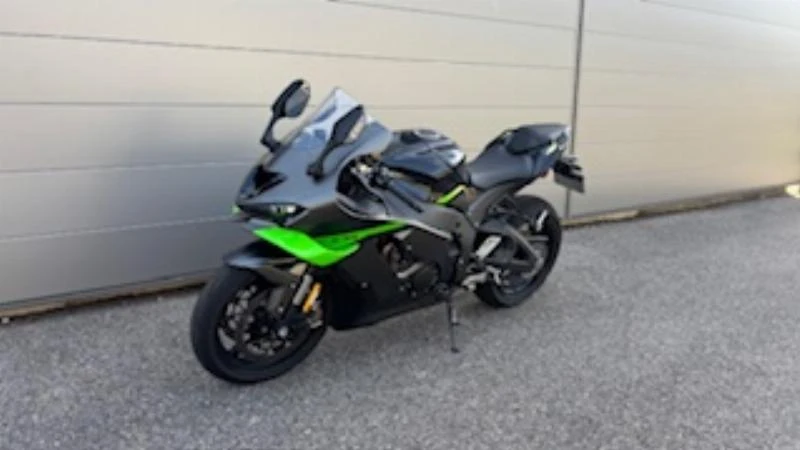ZX10R