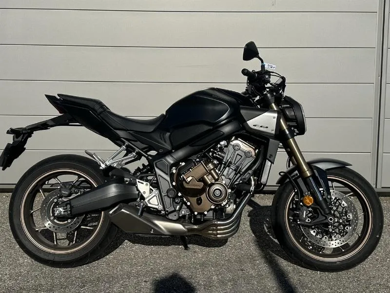 CB 650 R 2025