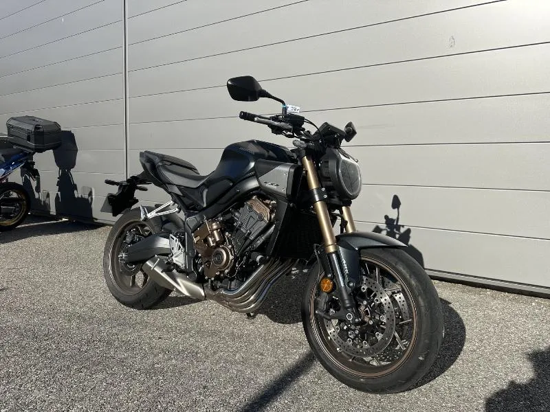 CB 650 R