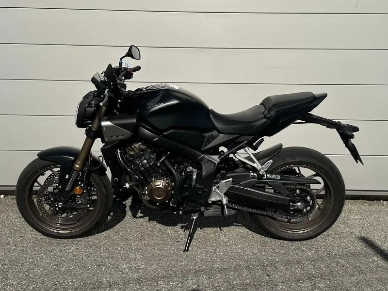CB 650 R