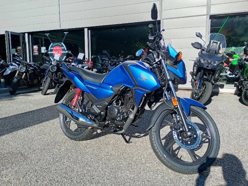 CB 125 F