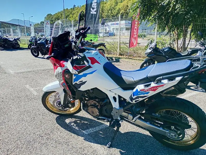 CRF 1100 L AFRICA TWIN  ADVENTURE SPORTS DCT