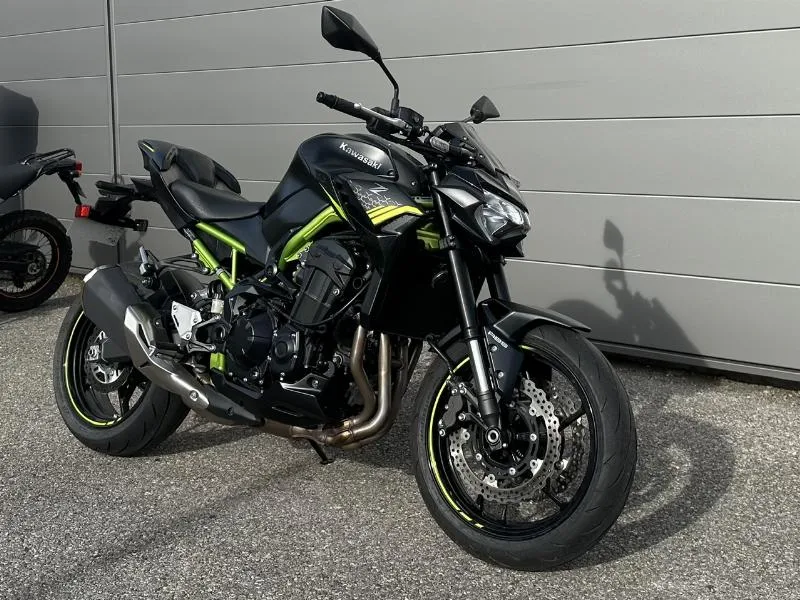 Z900