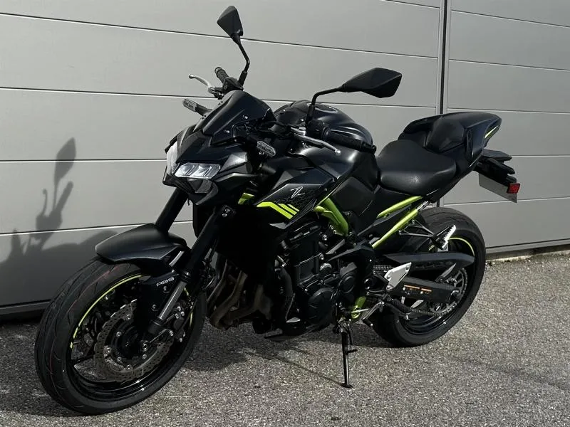 Z900