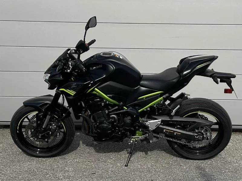 Z900