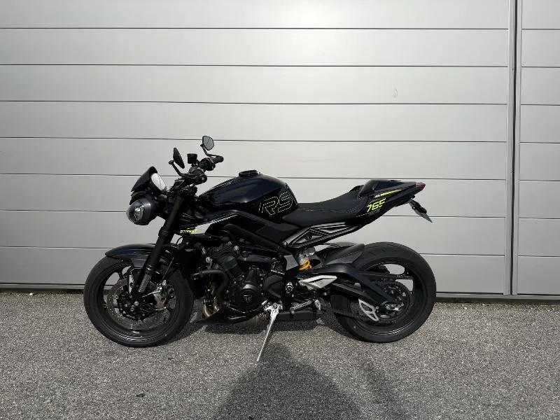 STREET TRIPLE 765 RS
