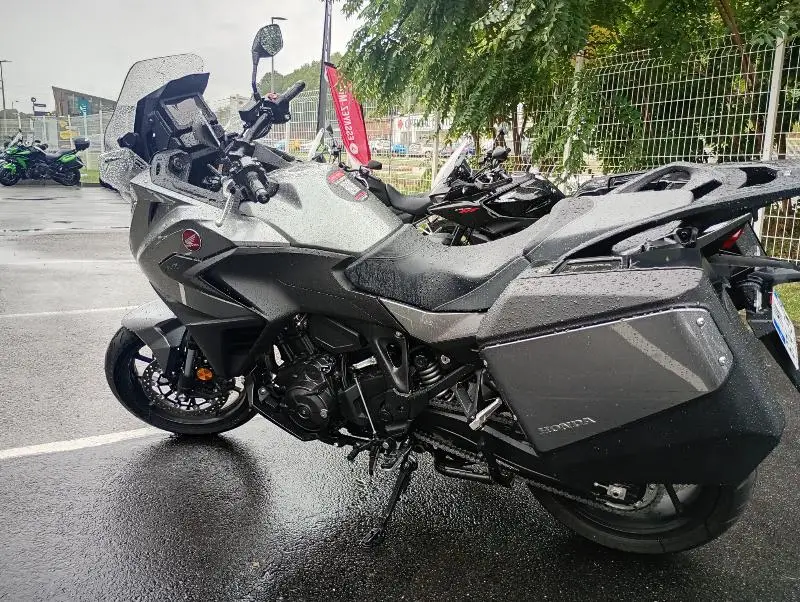 NT 1100