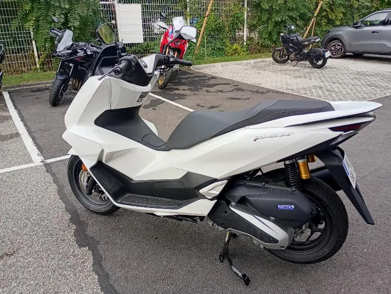 PCX 125