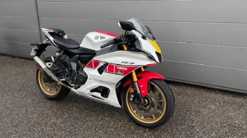 YZFR7 WORLD GP 60TH ANNIVERSARY