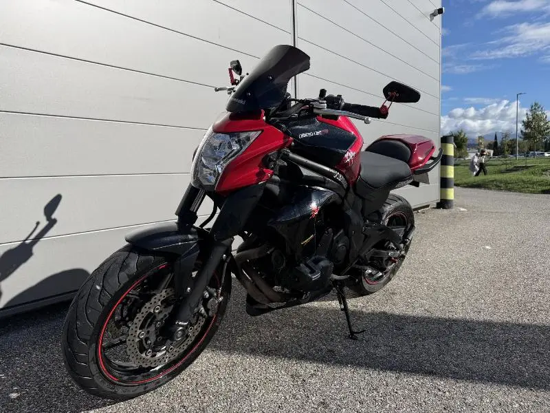 ER6N