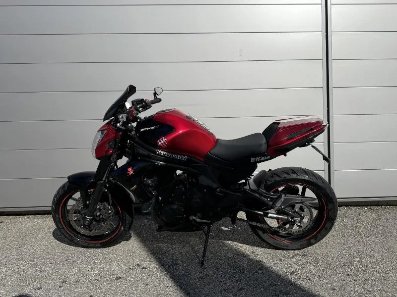 ER6N