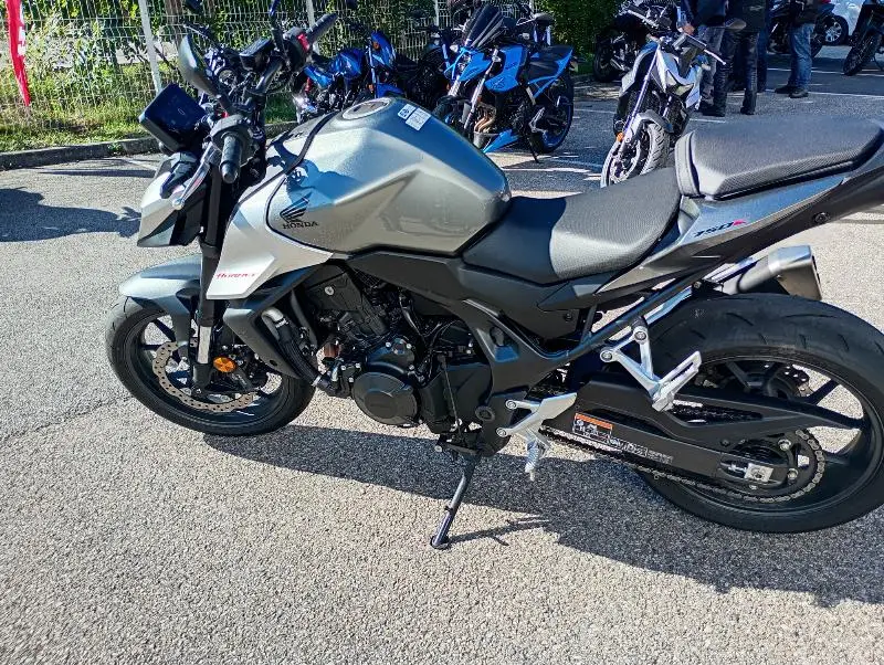 CB 750 HORNET