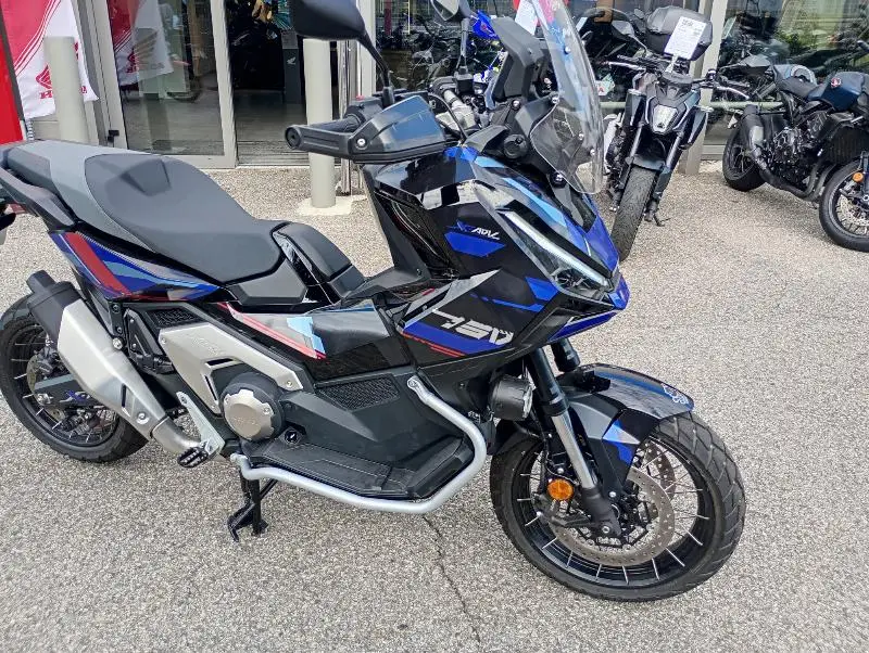 XADV 750 DCT
