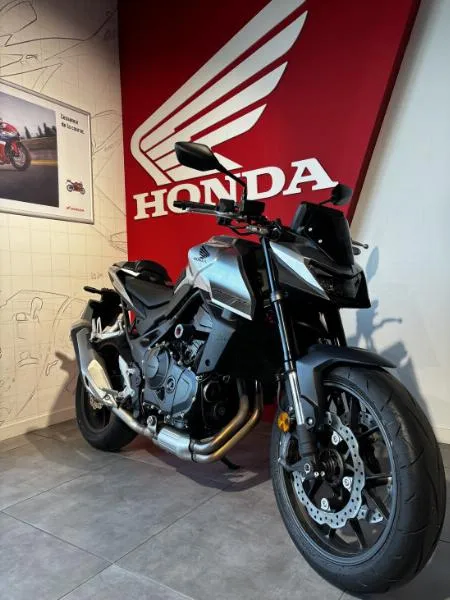 CB 750 HORNET