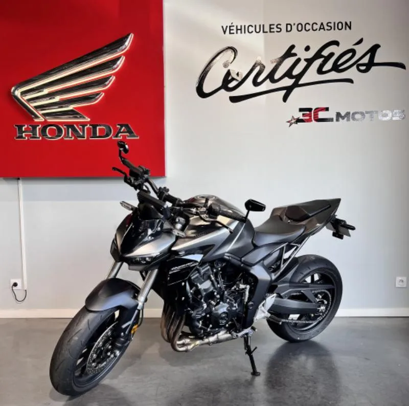 CB1000 Hornet