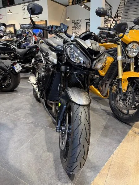 STREET TRIPLE 765 R 2023