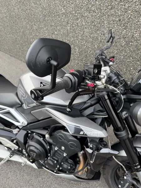 STREET TRIPLE 765 R
