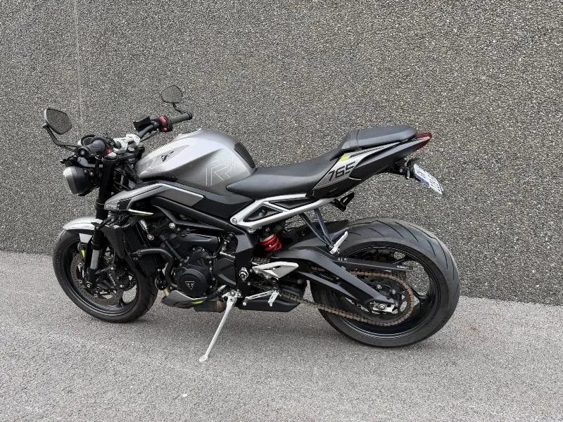 STREET TRIPLE 765 R