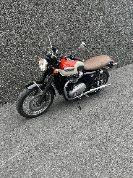 BONNEVILLE T100 900 2017