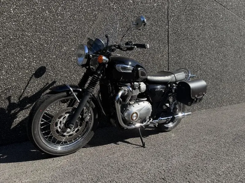 Bonneville T100 2017