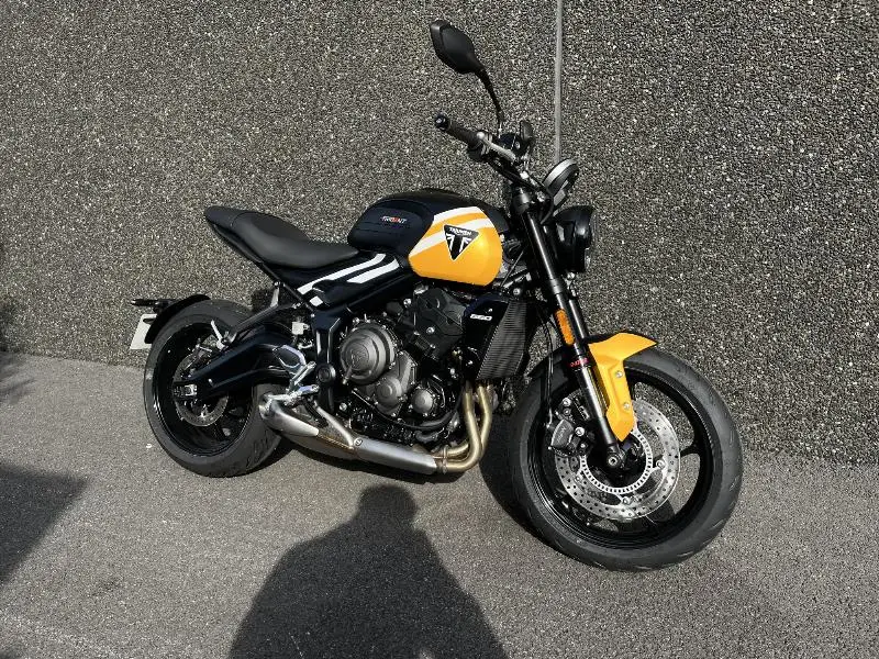 TRIDENT 660