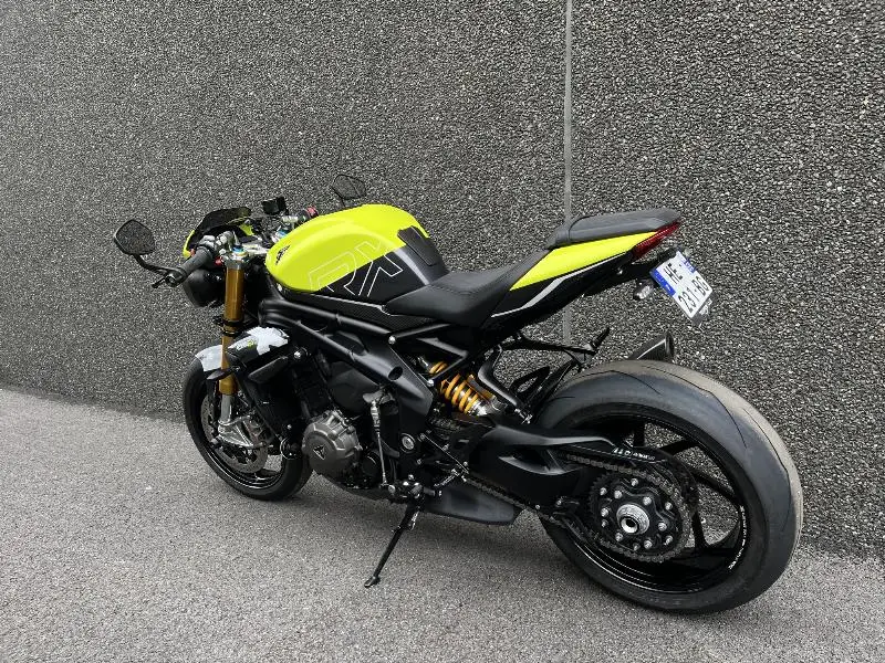 Speed Triple 1200 RX
