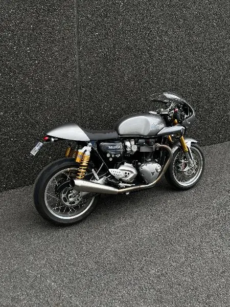 THRUXTON 1200 R