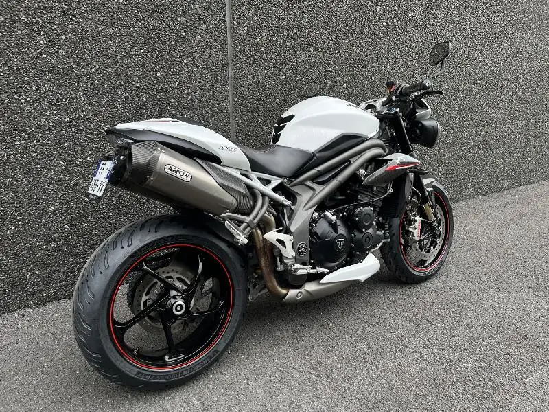 SPEED TRIPLE 1050 RS