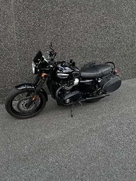 Bonneville T100