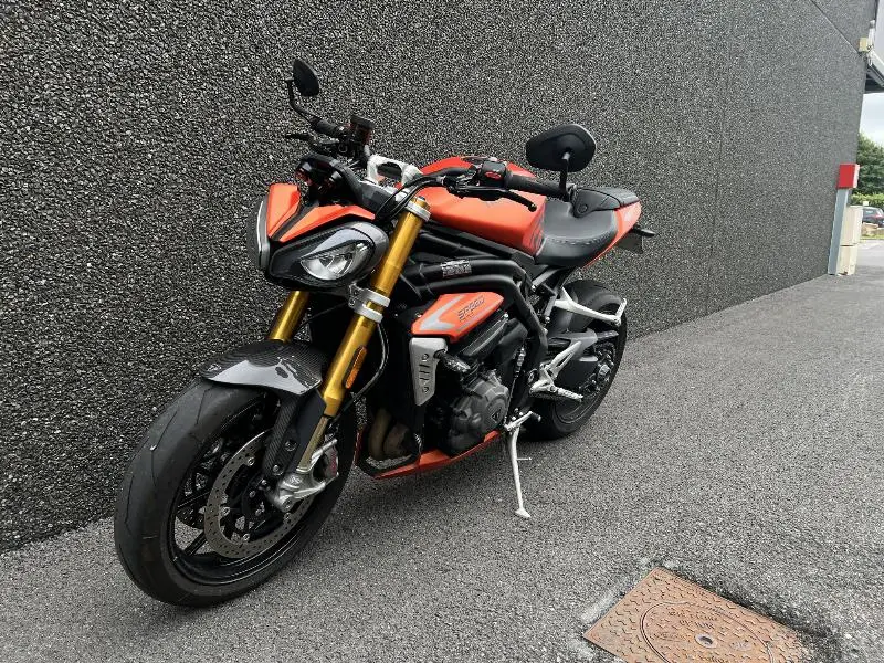 SPEED TRIPLE 1200 RS