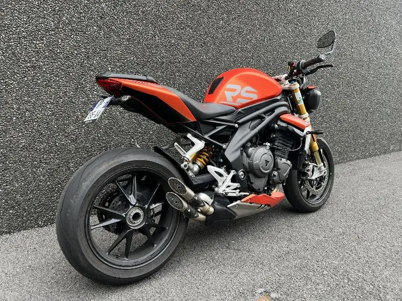 SPEED TRIPLE 1200 RS