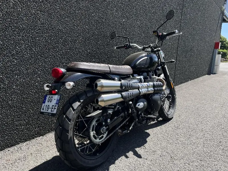 STREET SCRAMBLER 900
