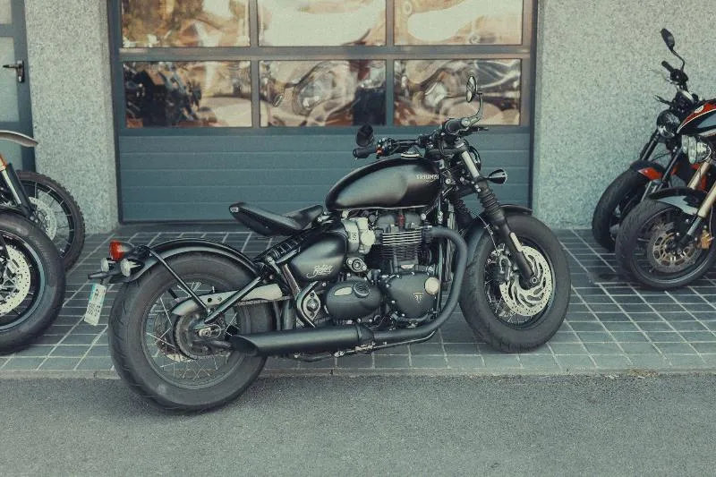Bonneville Bobber 1200