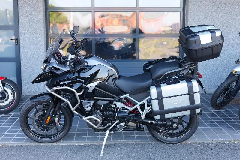 TIGER 1200 GT EXPLORER