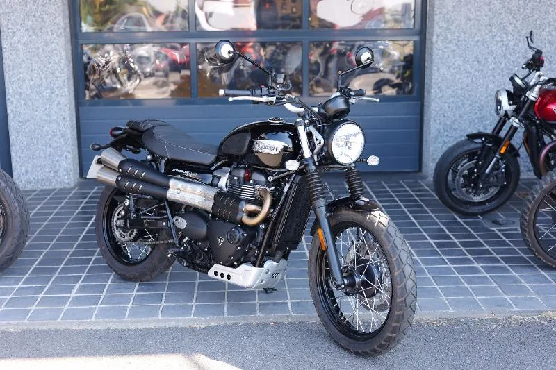 SCRAMBLER 900