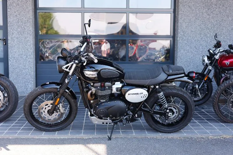 SCRAMBLER 900