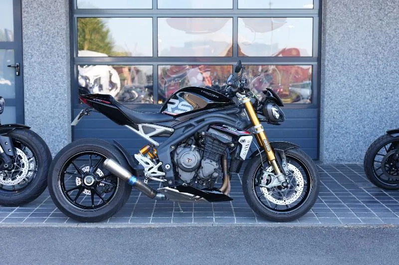 SPEED TRIPLE 1200 RS