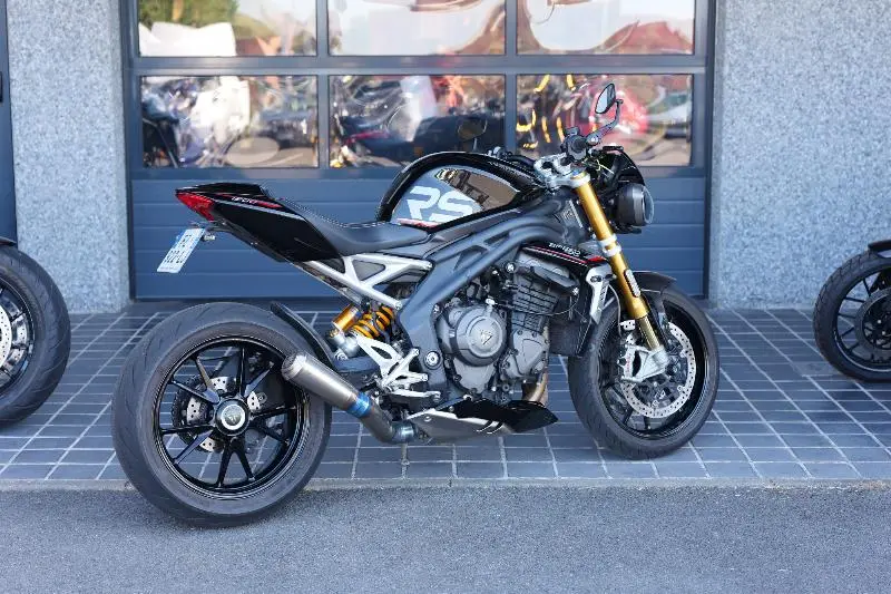 SPEED TRIPLE 1200 RS