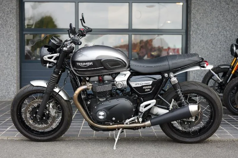 SPEED TWIN 1200