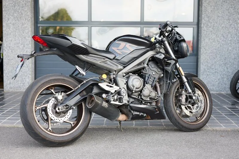 STREET TRIPLE 765 RS