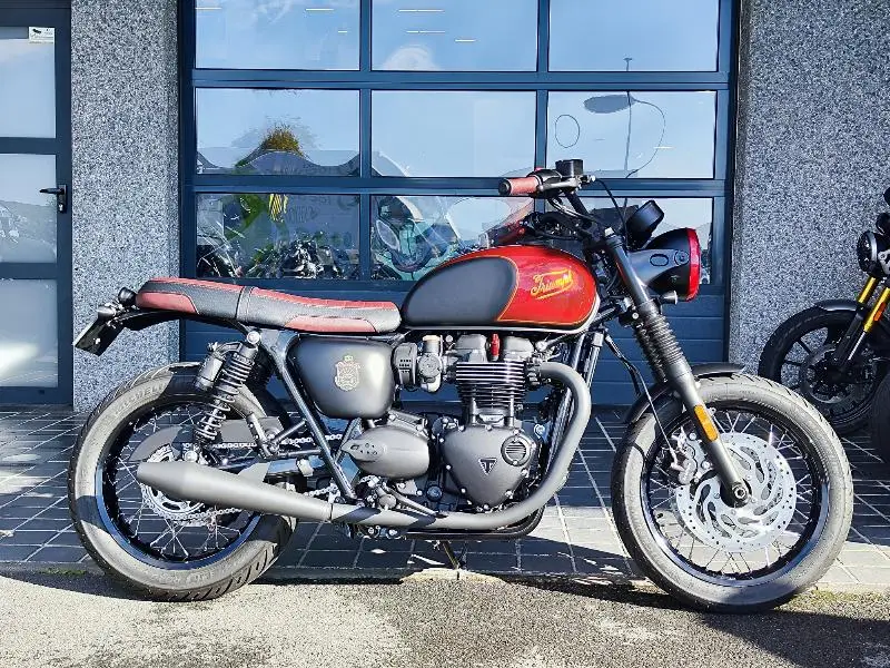 Bonneville T120 Black