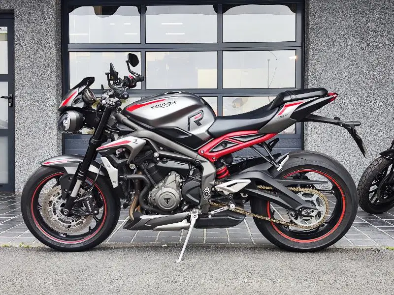 STREET TRIPLE 765 R