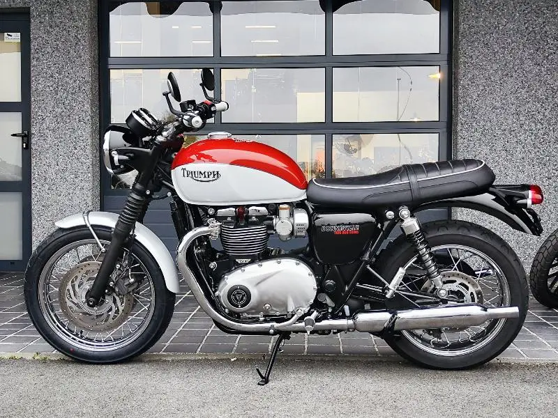BONNEVILLE T120