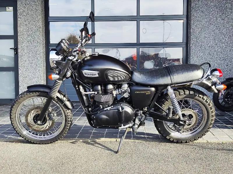 SCRAMBLER 900