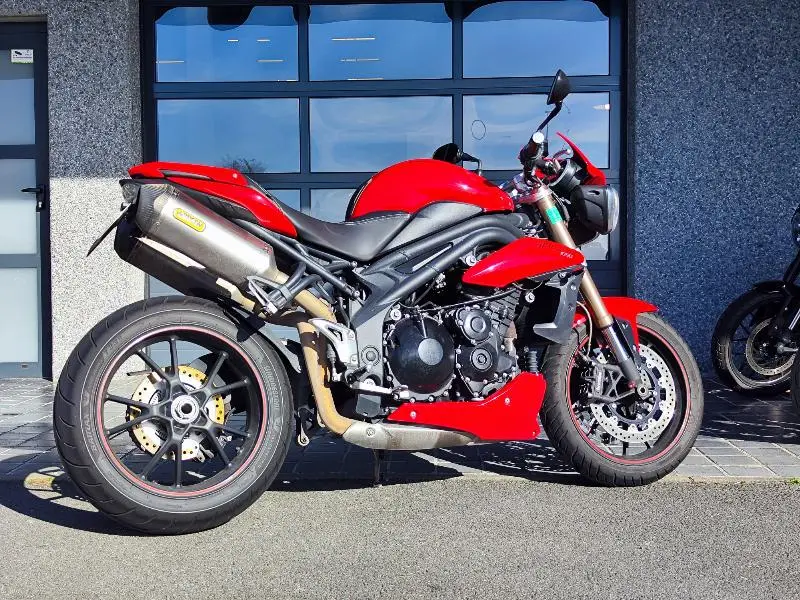 SPEED TRIPLE 1050