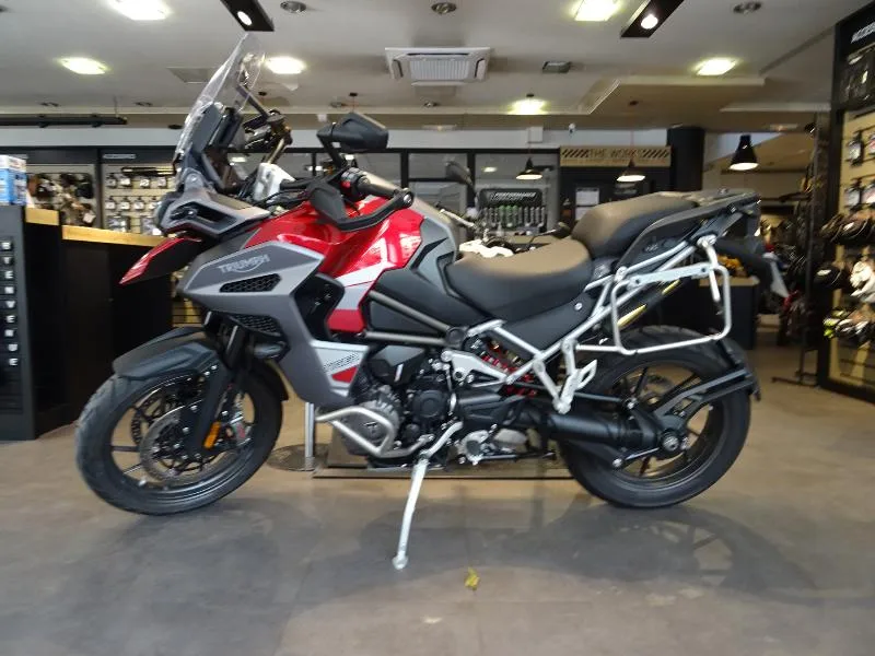 TIGER 1200 GT EXPLORER