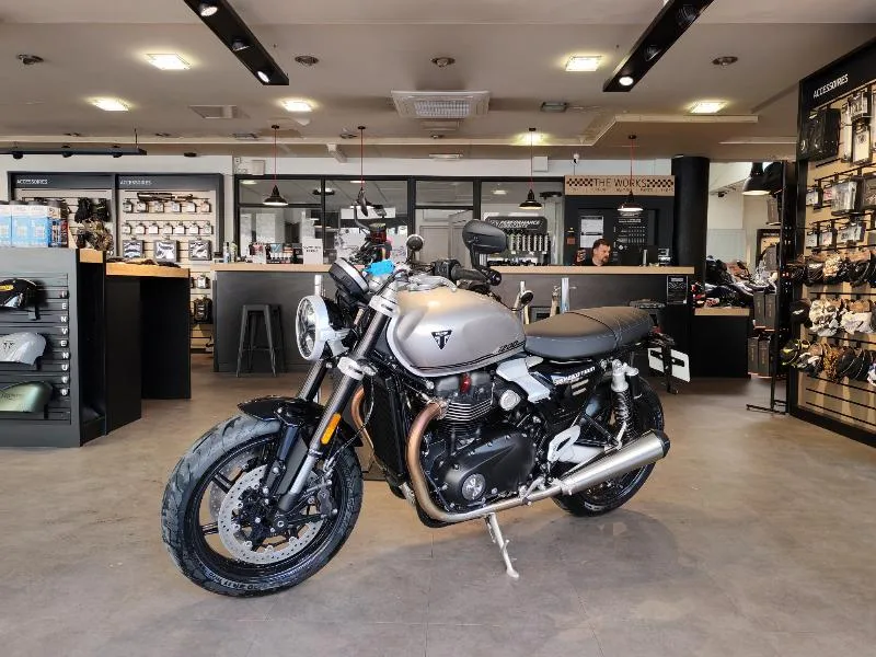 SPEED TWIN 1200