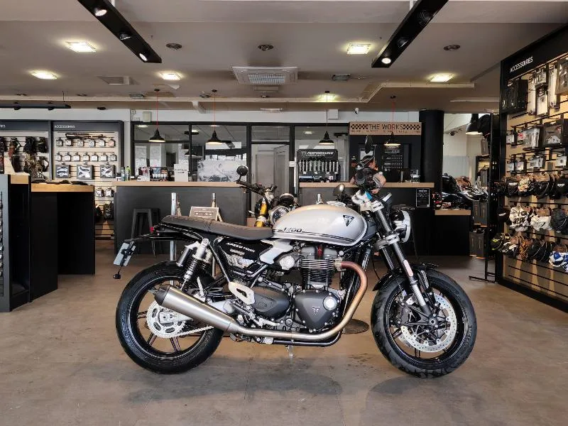 SPEED TWIN 1200